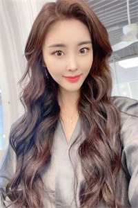 拯救恶毒女配姐姐，我反被大佬盯上无广告