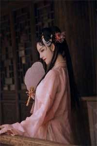 郭伯母转身，我是过儿啊在线