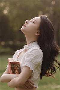 拯救恶毒女配姐姐，我反被大佬盯上桑嫤言初完结文